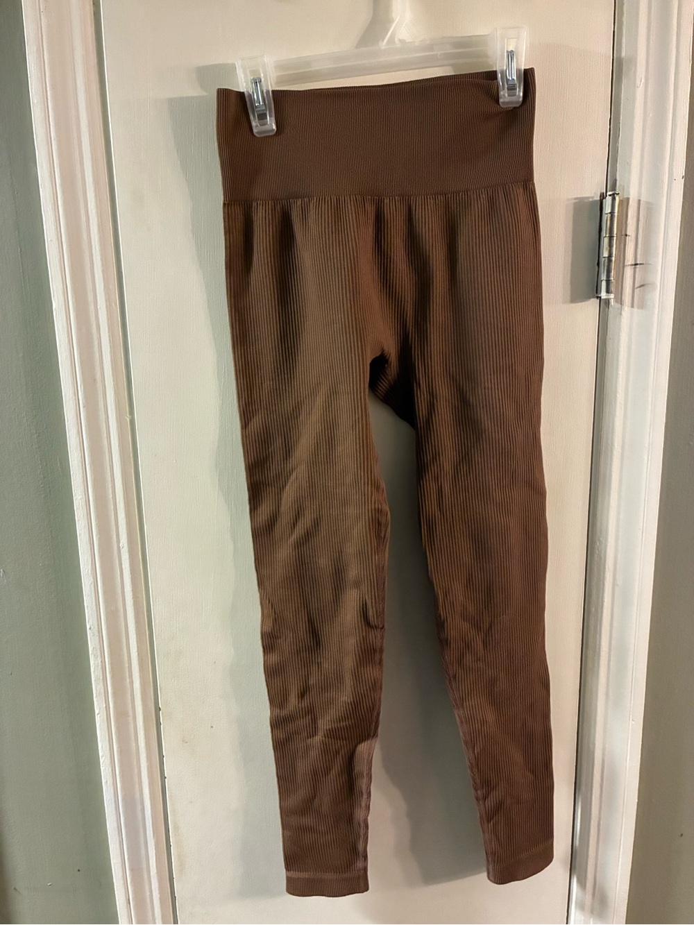 OQQ Ribbed Seamless Workout High Waist Athletic Pants for Women Small Brown